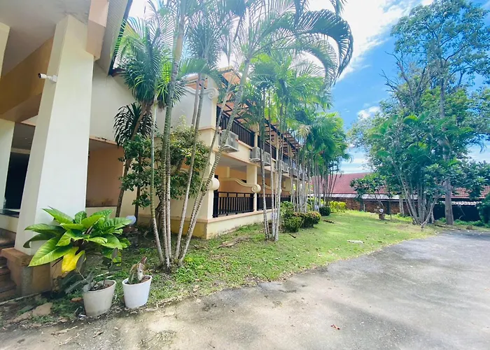 Apartel At Lanta Resort